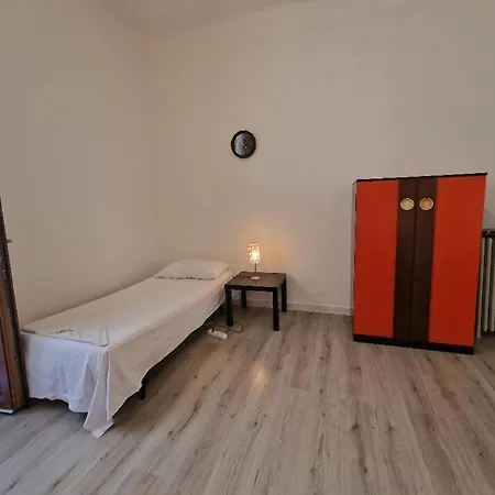 Homestay House In The City Center-casa Nel Centro Della Citta